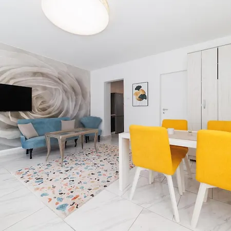 Nevera By Belmont Realty * ザダル