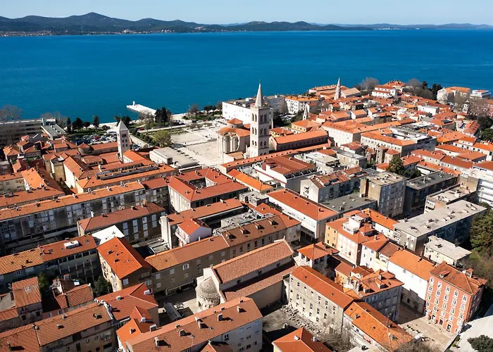 Nevera شقة زادار